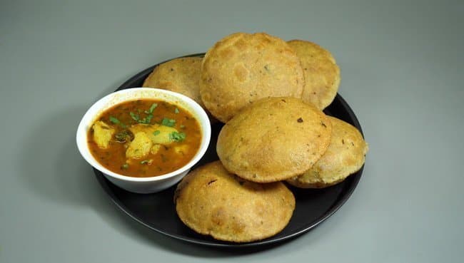 Puri & Chana Tarkari: Classic Breakfast Dish
